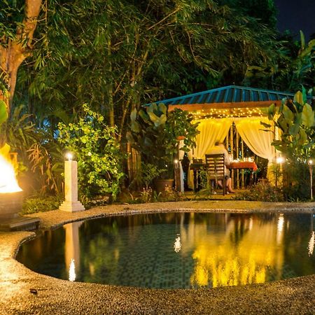Bike And Tours Bed And Breakfast Lahad Datu Esterno foto