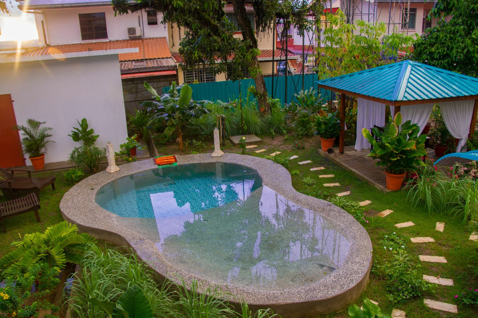 Bike And Tours Bed And Breakfast Lahad Datu Esterno foto